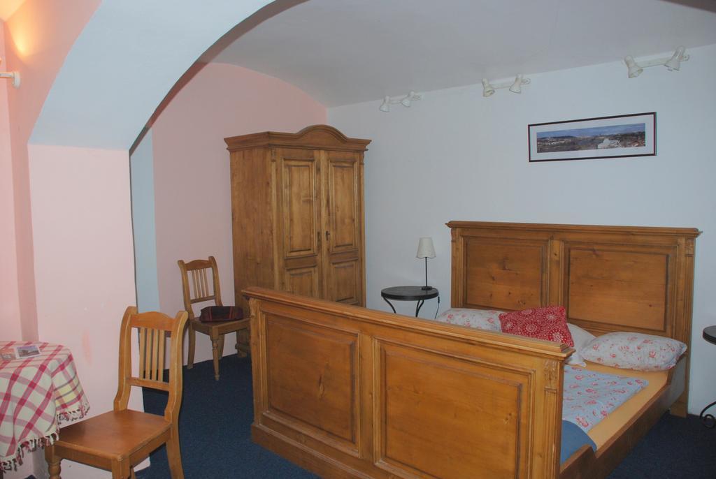 Pension Atelier 12 Prag Exteriör bild